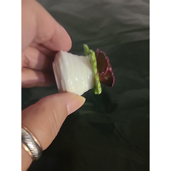 Vtg Aynsley Fine Bone China  Salt/peper Set “Rare Burgundy” - Picture 5 of 8